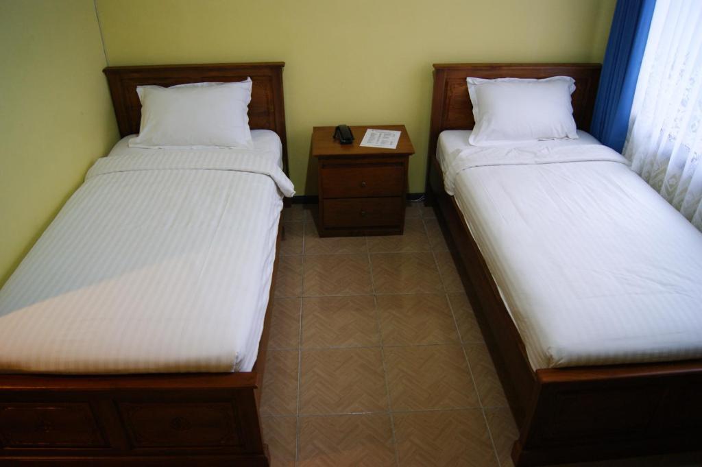 Grand Sumatera Hotel Сурабая Стая снимка